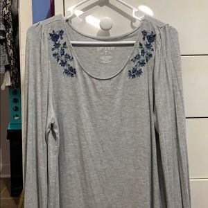 american eagle shirt.